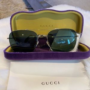 Sunglasses gucci